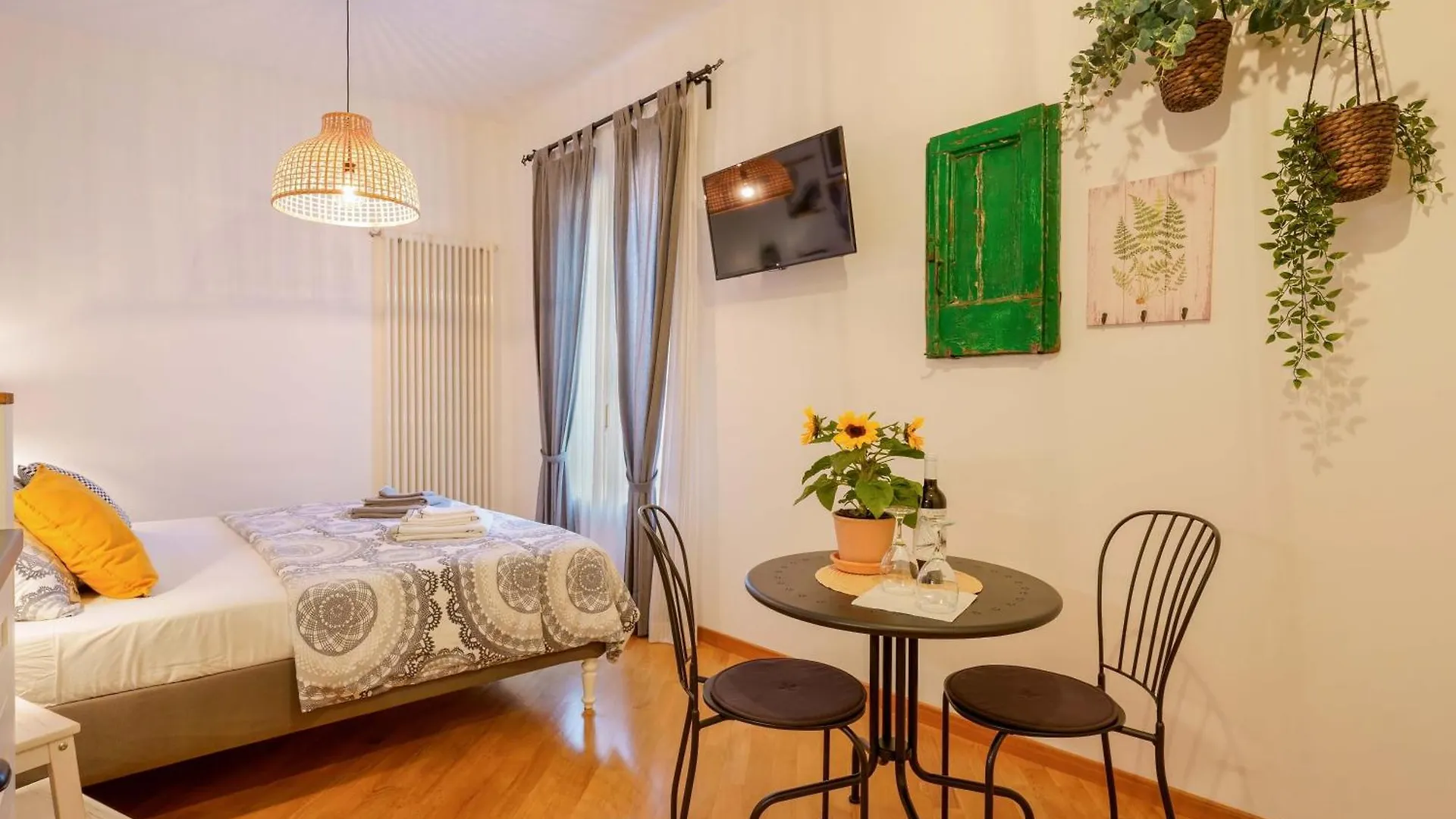 B&B Il Viaggio Bologna 0*,