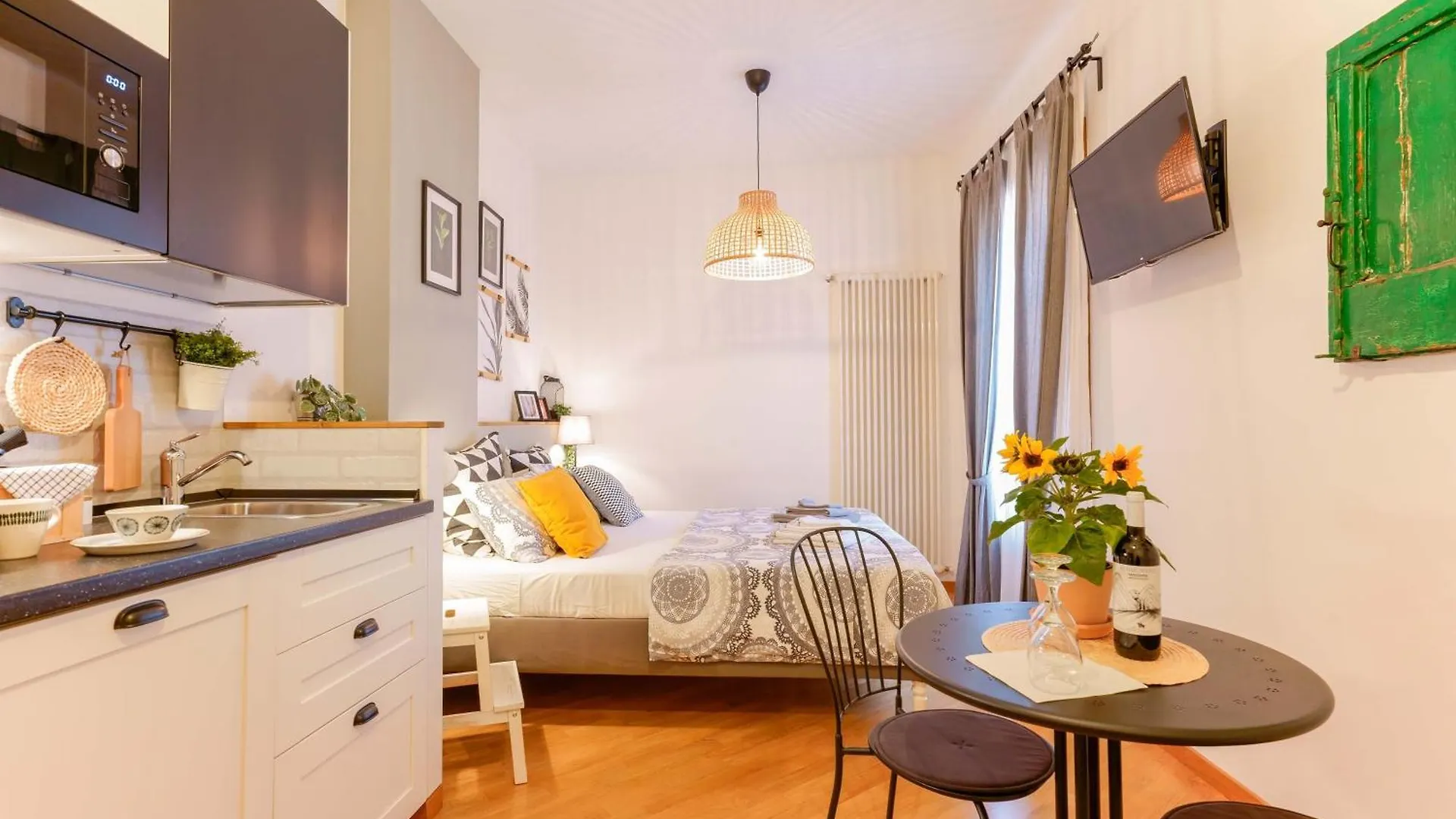B&B Il Viaggio Bologna 0*,