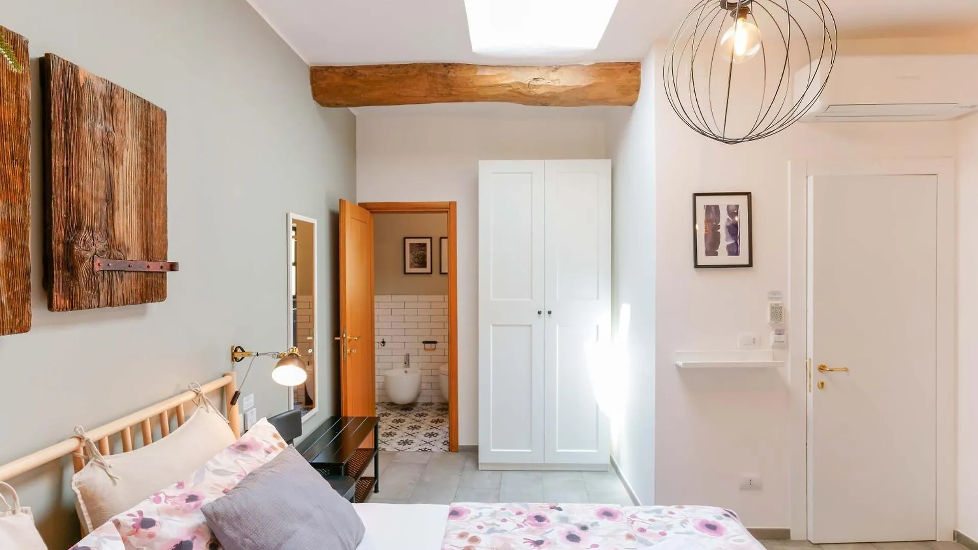 B&B Il Viaggio Bologna 0*,  Italy